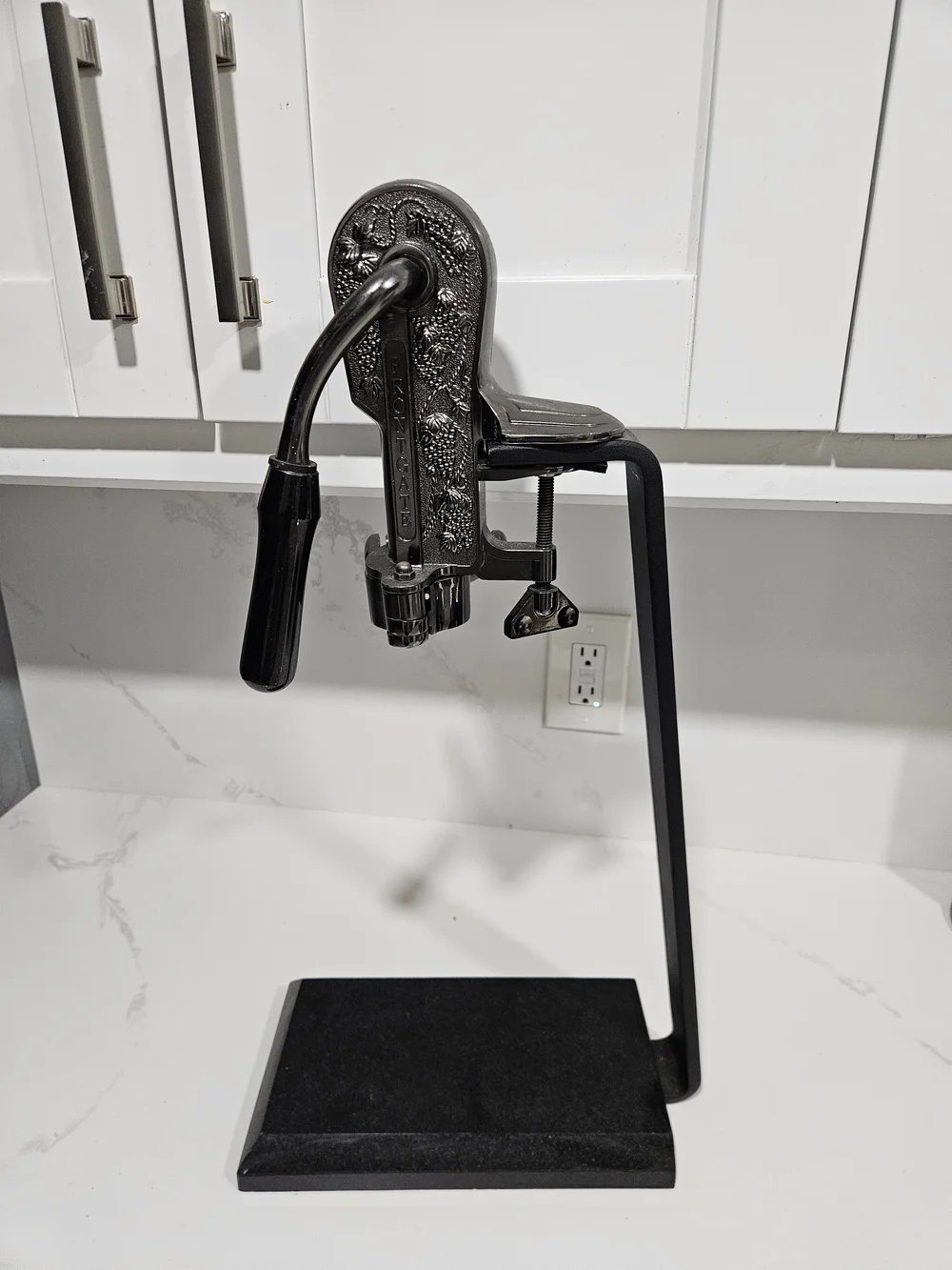 Frontgate Standing Wine Bottle Opener with Granite Base Pre-owned